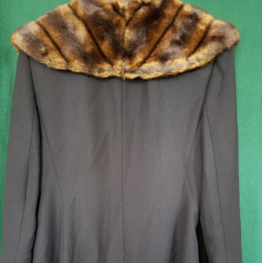 Emily coat. - Picture 7 of 8